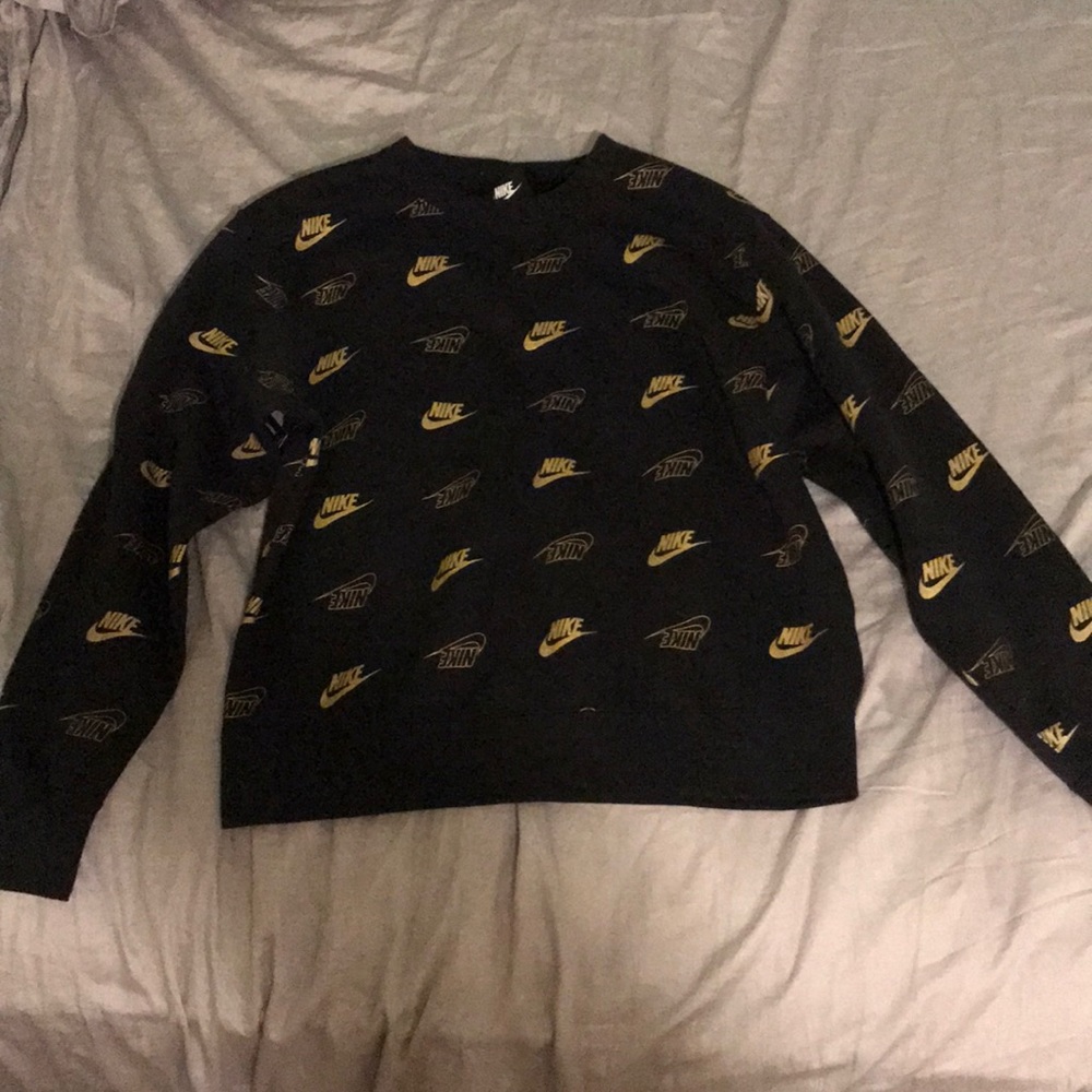 nike women’s sportswear all over crew sweatshirt